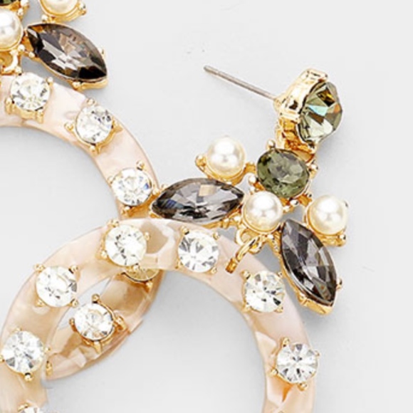 Marjorie Cream Circle Dangle Crystal Earrings Gorg - Picture 5 of 7